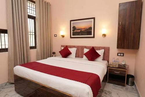 Hotel Pavitram THE BHU STAY, Varanasi