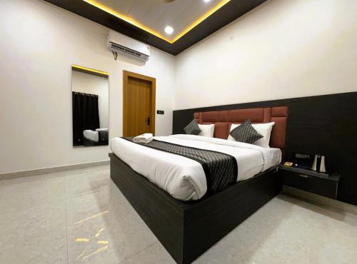 Hotel Pearl Nest Palace