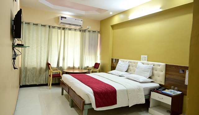 Hotel Priya