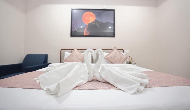 Hotel Qualia Oak in Hyderabad