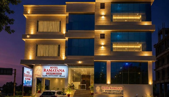 Hotel Ramayana in Ellora