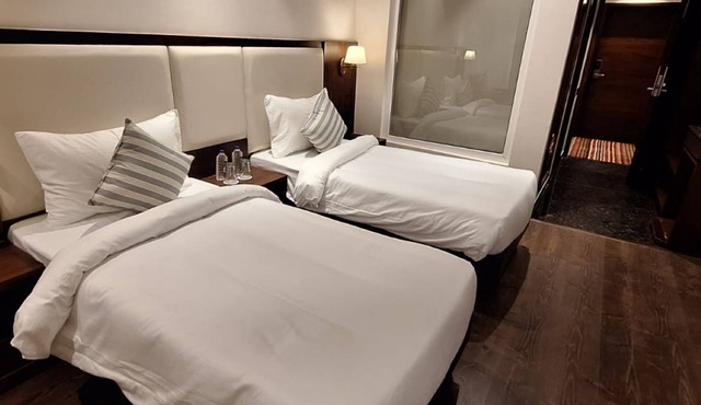 HOTEL REGALIA