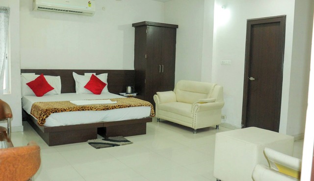 Hotel River View in Khagaria