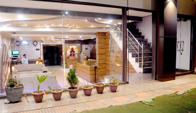 Hotel Riya Palace - Idgah Railway Station Agra