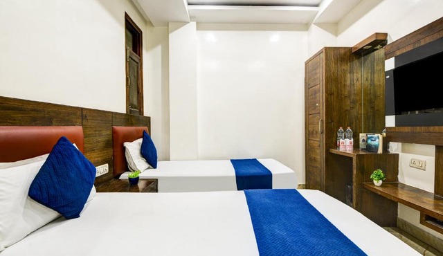 Hotel Saffron Inn