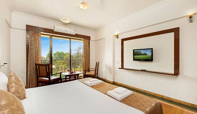 Hotel Sapphire in Mawal