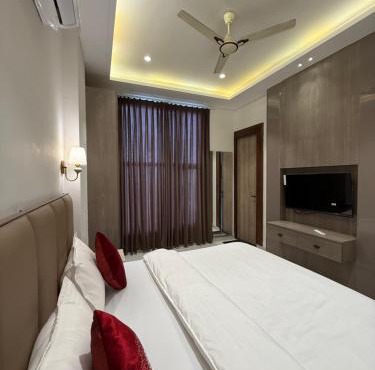 Hotel sky inn