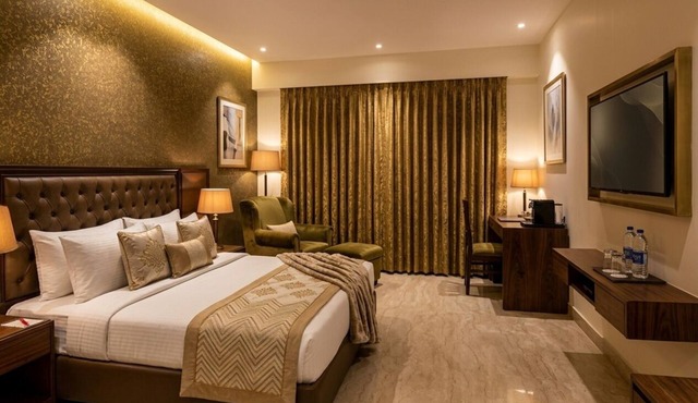 HOTEL THE MIRAGE in Ludhiana