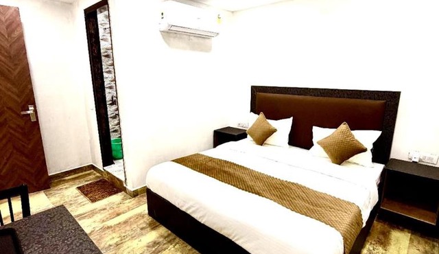 Hotel Vasundhara Villa - Greater Kailash