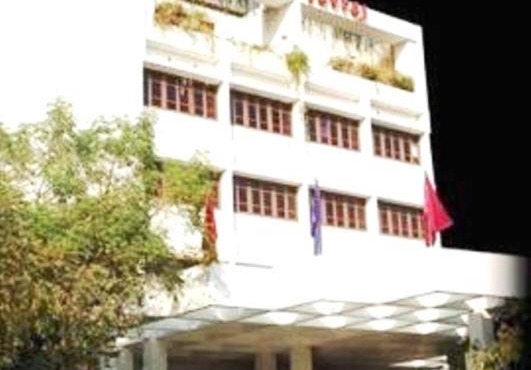 Hotel Yuvraj in Vadodara