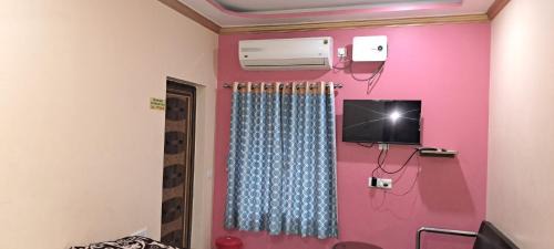 Hotelswapnoneer in Diamond Harbour