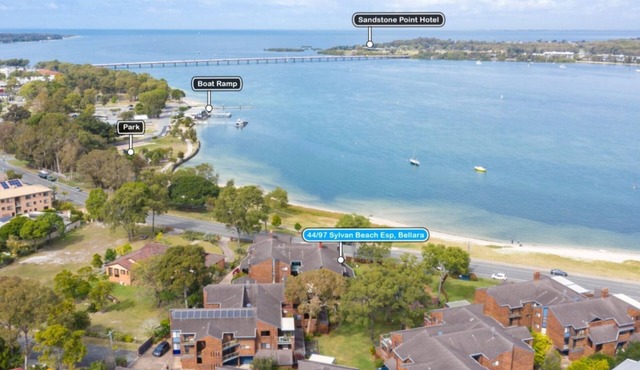 IMPECCABLE WATER VIEWS /PRIME LOCATION in BELLARA