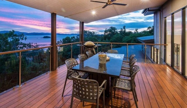 Infinity, Infinity on Hamilton Island in Hamilton Island