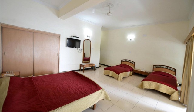 Karna Lake Tourist Resort