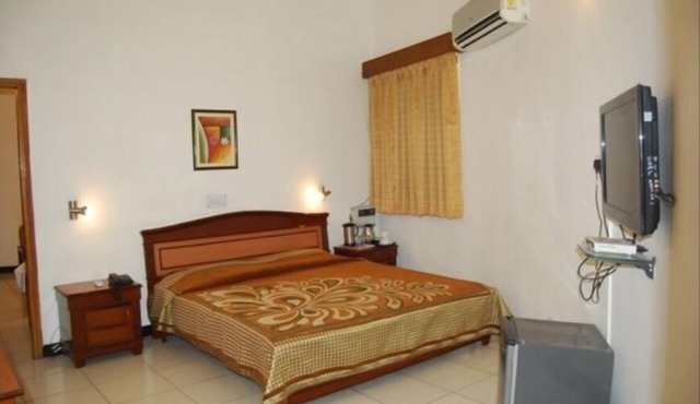 Koel Tourist Resort