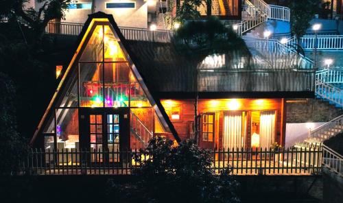 Koro Treehouse Resort Luxury Jacuzzi Cottages and Jacuzzi Villas