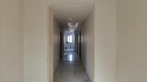 La Nest Men's PG & Hostel