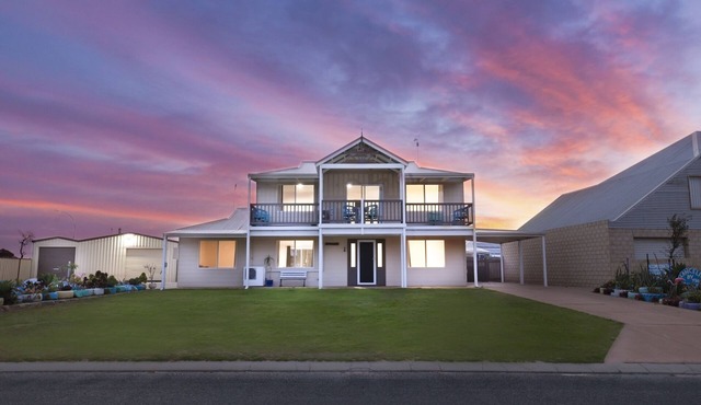 Lancelin By The Dunes - Low Mid Week Rates! in Lancelin