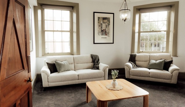Launceston CBD Charm | 2 Ensuites & Parking in Launceston City