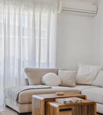 Light & Bright Pet Friendly Beachside Haven in Old Dawesville in Dawesville