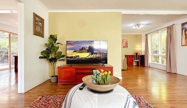 Lucerne Escape/12min to Beach/4Bedroom/Workplace in Frankston