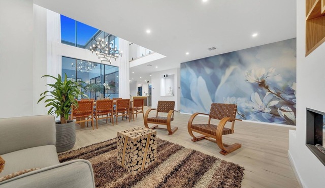 Luxe designer house with Pool, Cinema & Gym in Clyde North