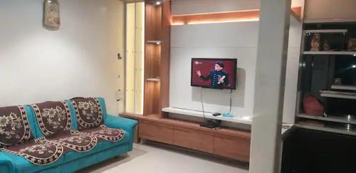 Luxurious 2BHK villa with garden in Solapur
