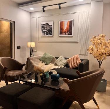 Luxury 1BHK Near Cyber City