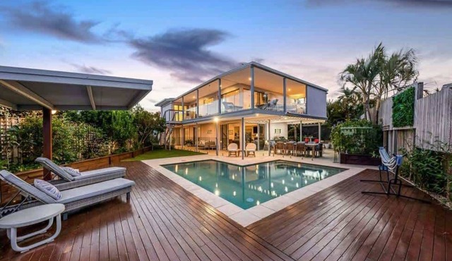 Luxury 5BR Canal Front Retreat Mooloolaba in Mooloolaba