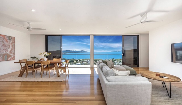 Luxury Escapes Townsville Villa B in Townsville