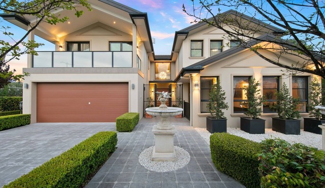Luxury Hunter Valley Manor Estate Located in Central Hunter Valley in Nulkaba