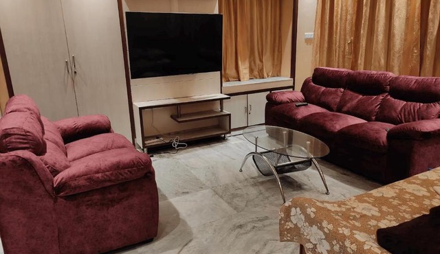 Luxury stay on budget in Kolkata