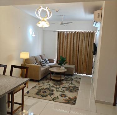 Luxury Suites Pari Chowk Expo Mart Jaypee Greens