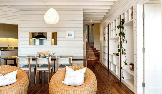 Luxury Villas Seven Mile Beach House: Pool, Beach in Broken Head