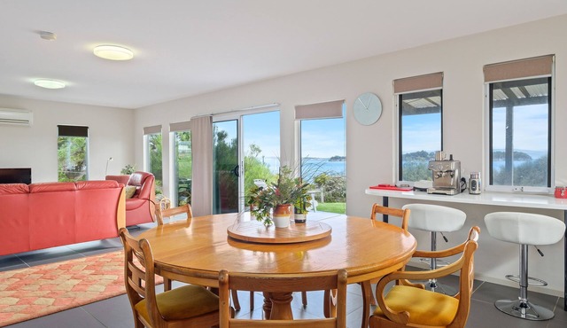 Manfield Seaside Bruny Island in Alonnah