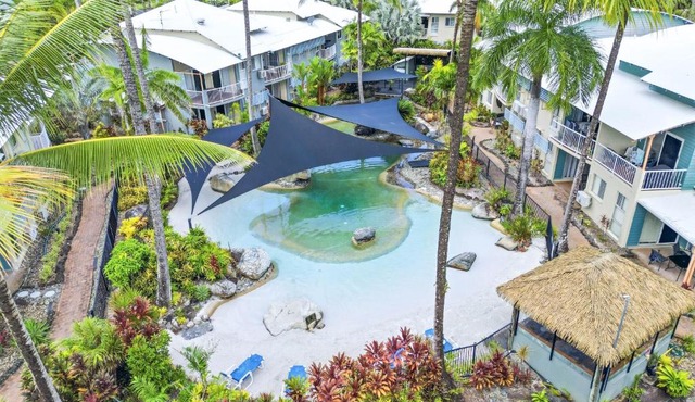Marlin Cove Holiday Apartments in Trinity Beach