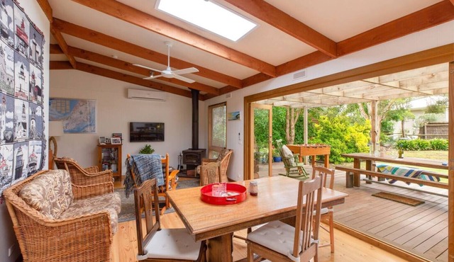 Merricks Surf Cottage Charming Beachfront Bliss in Merricks Beach