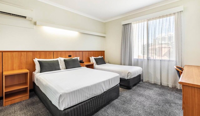 Metro Hotel Perth City in East Perth