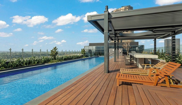 Metropolitan Oasis, 2B1B Apartment Box Hill in Box Hill