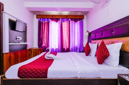 MHA hotels MOORANG mall manali