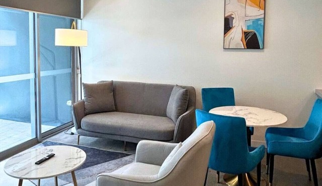 Modern 2BR with Balcony Overlooking The Gabba in Woolloongabba