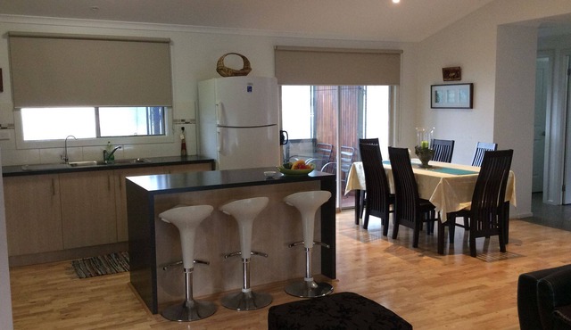 Modern Holiday House- Central location in Tarwin Lower