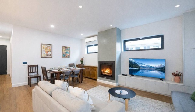 Modern Home - gr8 4 groups in Preston