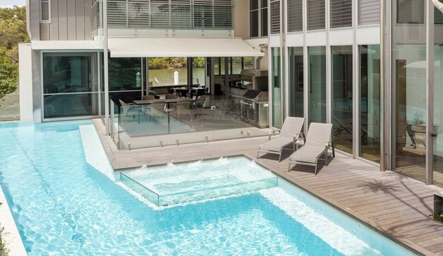 Modern Riverview Escape with Private Pool in Noosaville