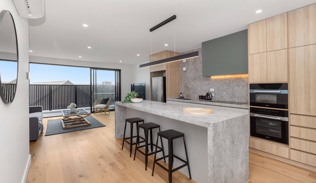 Mordialloc Coastal Paradise 2 in Mordialloc