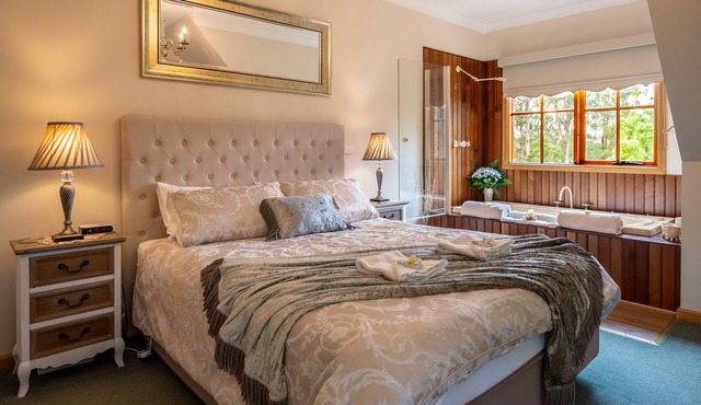 Mountain Lodge in Mount Dandenong