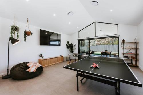 Mudgee House - Grand Serenity for Gather & Play in Mudgee