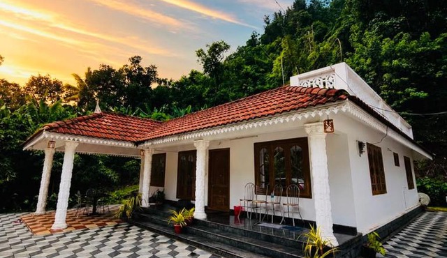 Munnar Premium Villa By STAYVA
