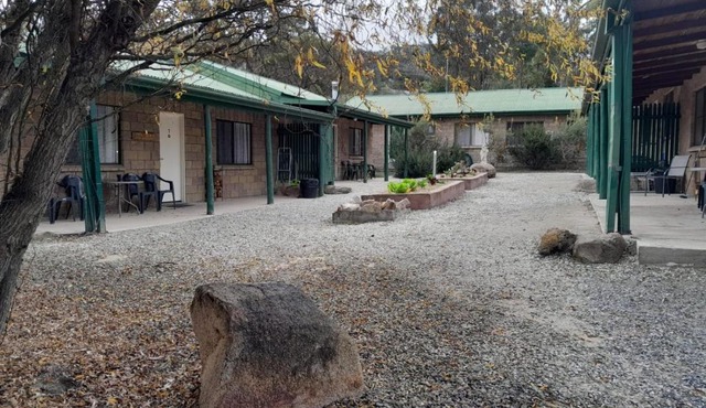 Murray Gardens Motel in Stanthorpe