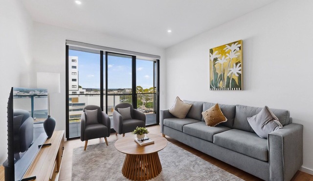 Newly Built 3 Bed Apartment with Onsite Parking in Cannington